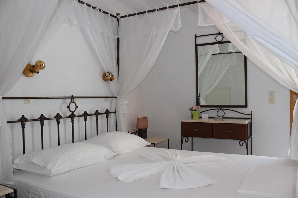 Olympion Apartments Стафилос Екстериор снимка